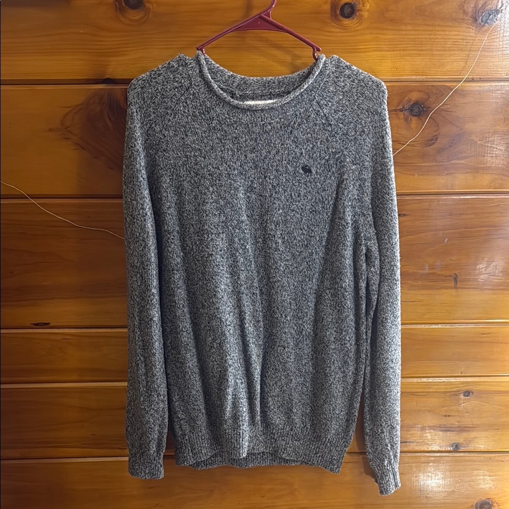 Abercrombie & Fitch Gray Crewneck Sweater